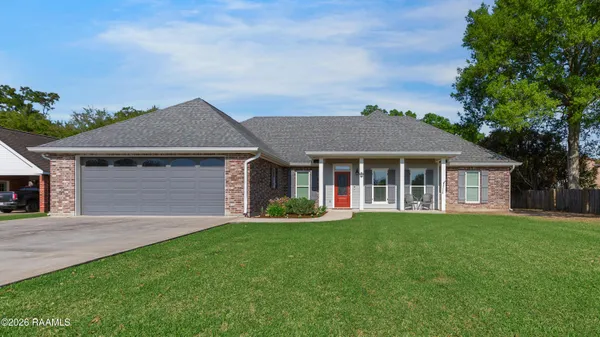 $395,000 | 707 Astor Pl Drive, New Iberia, LA 70563