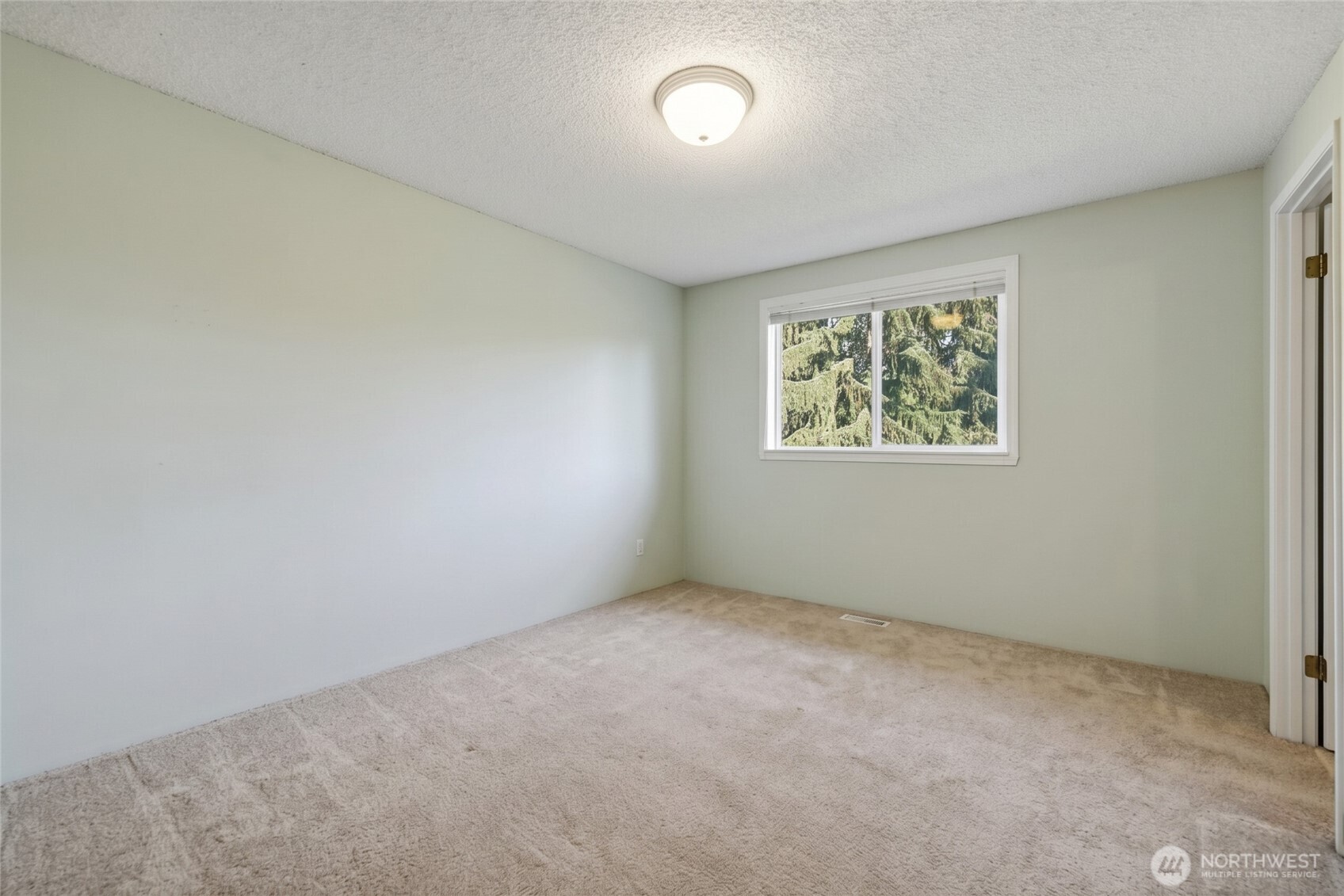 37214 Allen Road South Roy, WA 98580 - Photo 16 of 38 an empty room with windows