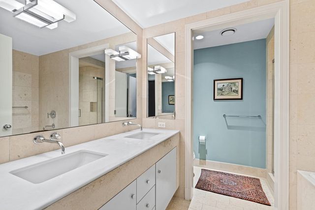 $1,460,000 | 500 Atlantic Avenue, Unit 21M, Boston, MA 02210