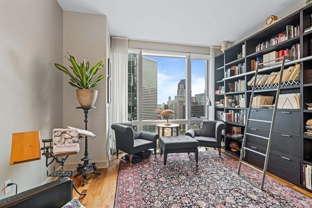 $1,460,000 | 500 Atlantic Avenue, Unit 21M, Boston, MA 02210