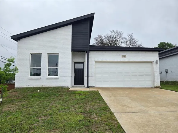 $2,400 | 3202 Noor Street, Dallas, TX 75233
