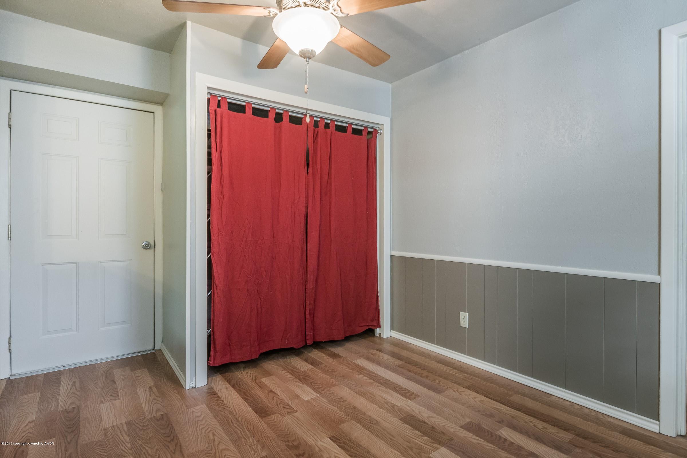 4623 South Travis Street Amarillo, TX 79110 - Photo 7 of 16 007_Dining Room