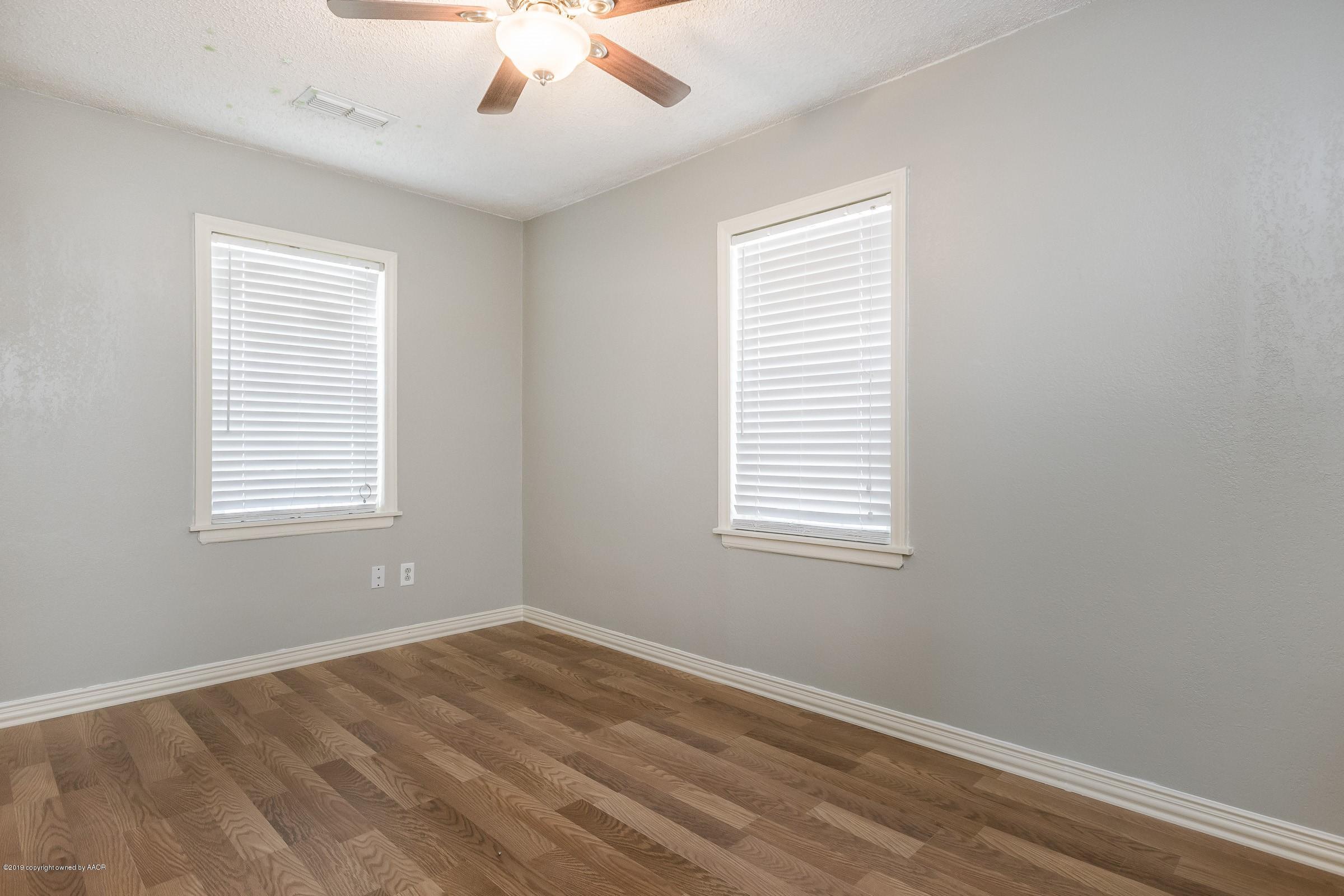 4623 South Travis Street Amarillo, TX 79110 - Photo 10 of 16 010_2nd Bedroom