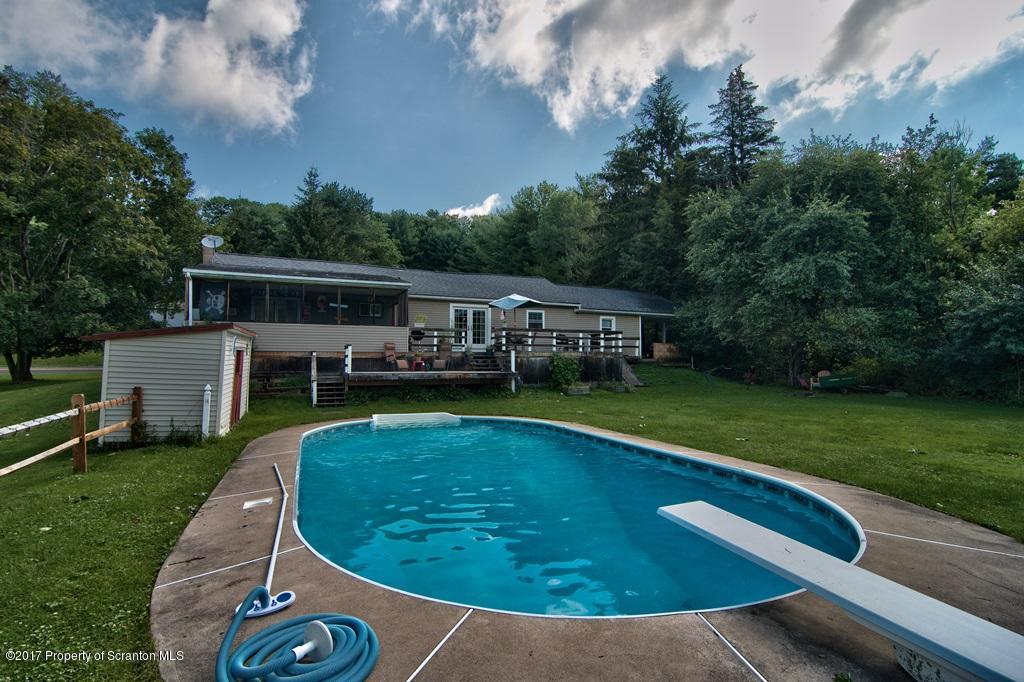 122 Ackerly Road Clarks Summit, PA 18411 - Photo 4 of 35 Gallery Image 4