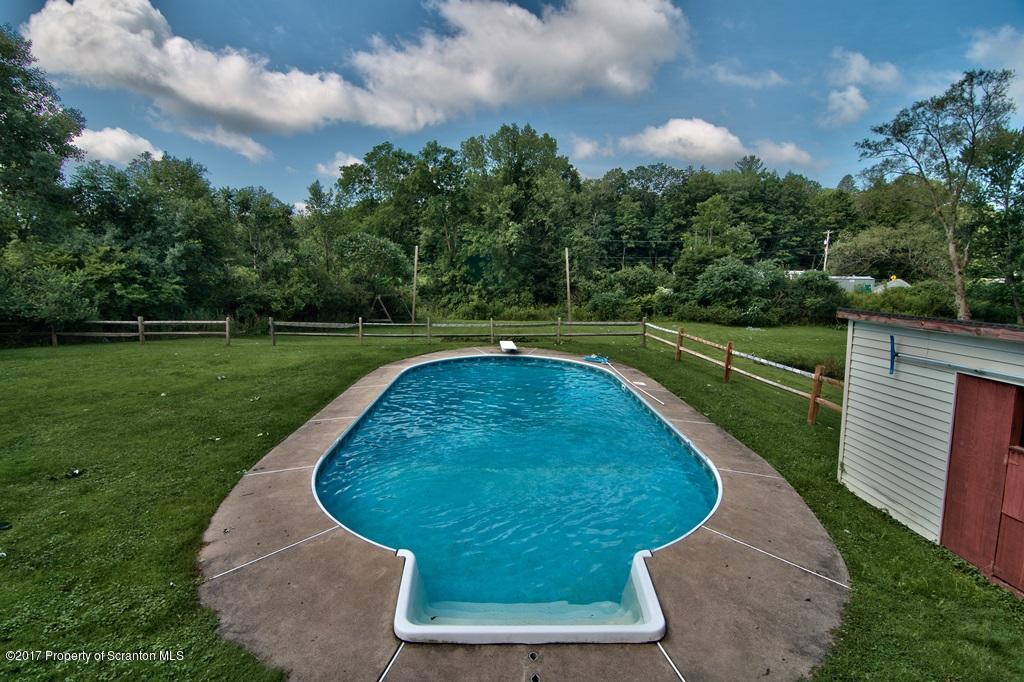 122 Ackerly Road Clarks Summit, PA 18411 - Photo 6 of 35 Gallery Image 6