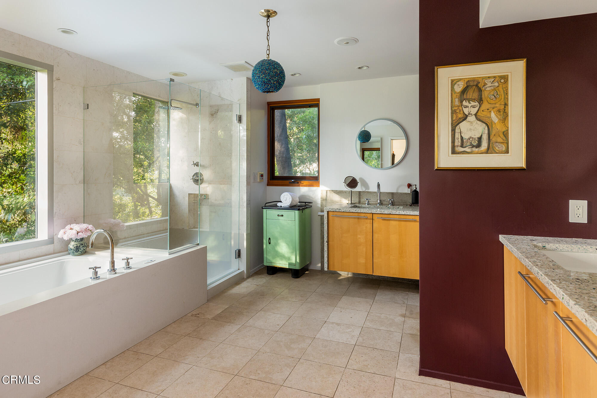 3205 Cornwall Drive Glendale, CA 91206 - Photo 16 of 32 Bath1