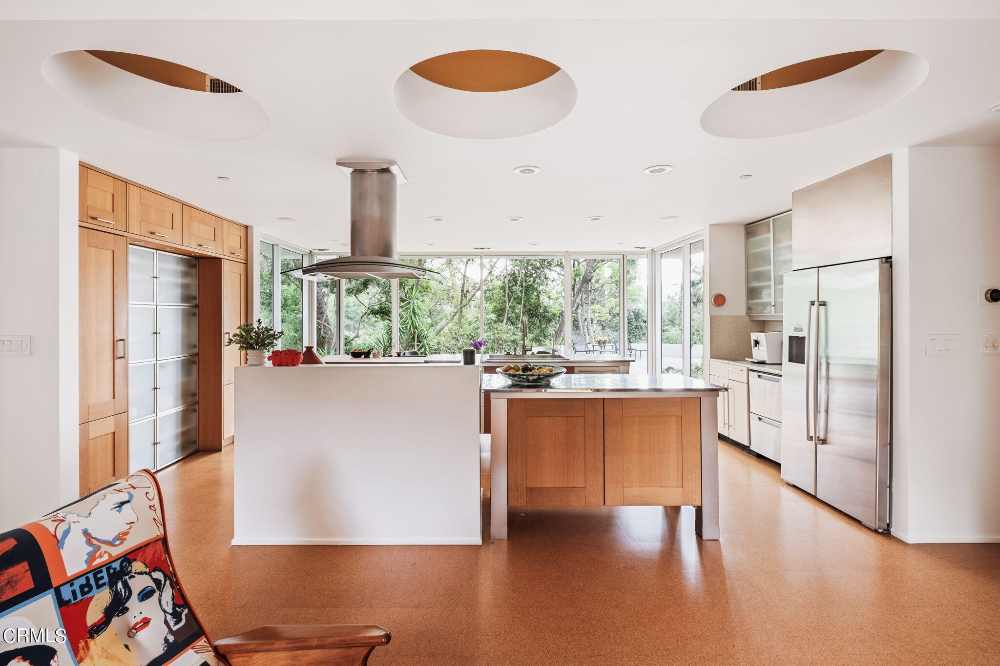 3205 Cornwall Drive Glendale, CA 91206 - Photo 9 of 32 Kitchen