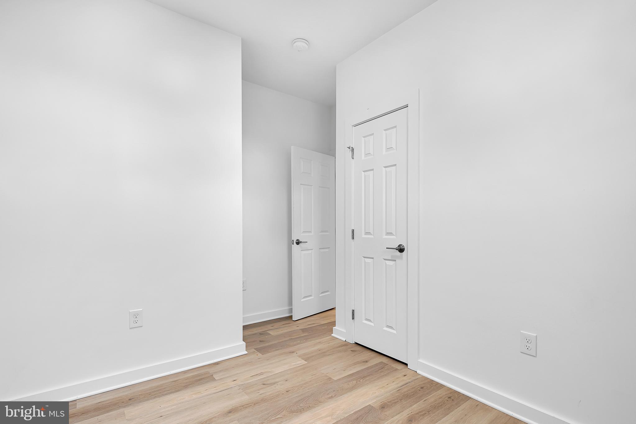 1712 3rd Street Northwest Washington, DC 20001 - Photo 25 of 32 a view of an empty room