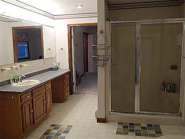 6 Sanfred Road Leicester, MA 01524 - Photo 10 of 25 Gallery Image 10