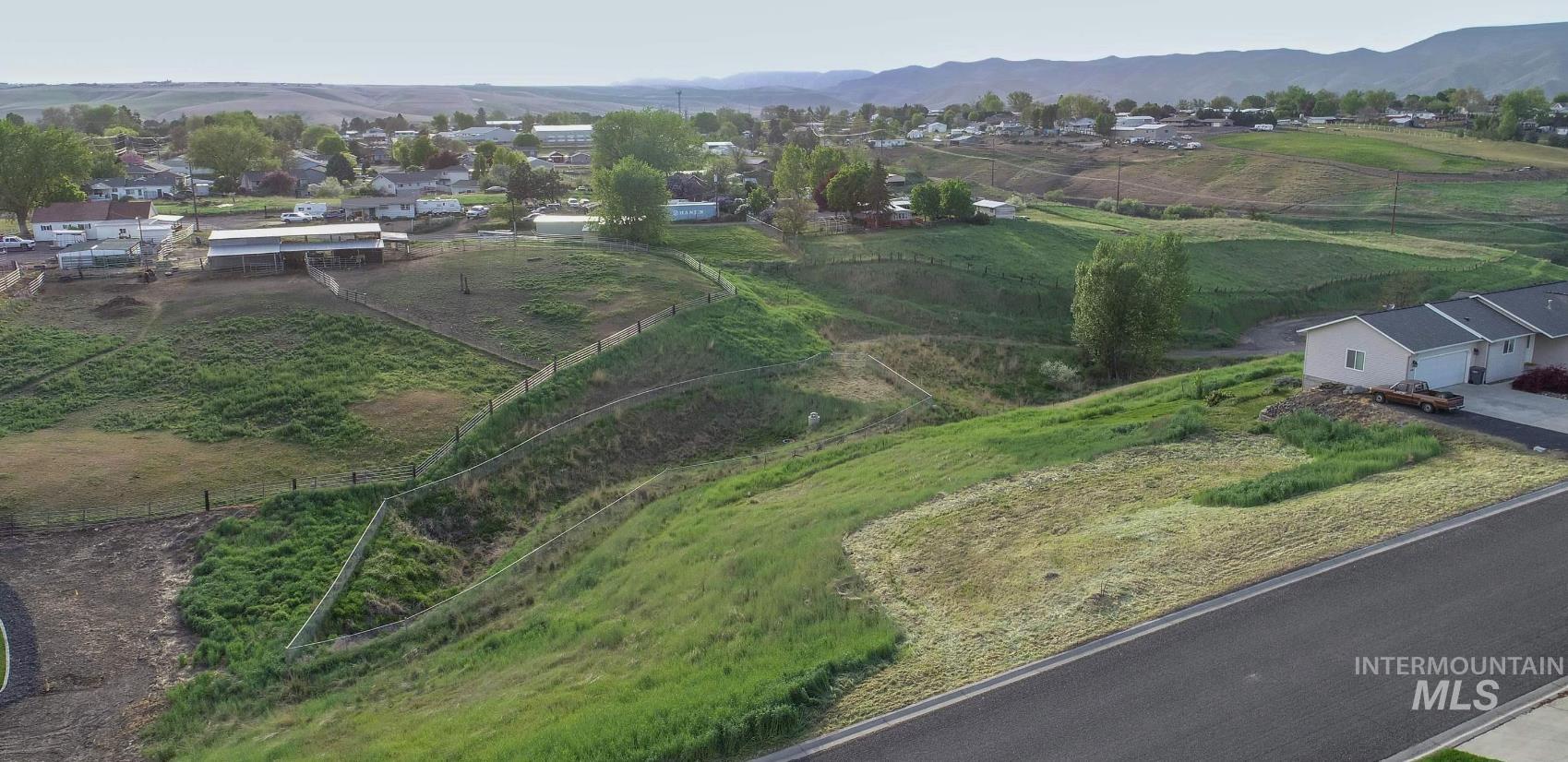 2368-2376 Ridgeview Drive Clarkston, WA 99403 - Photo 2 of 9