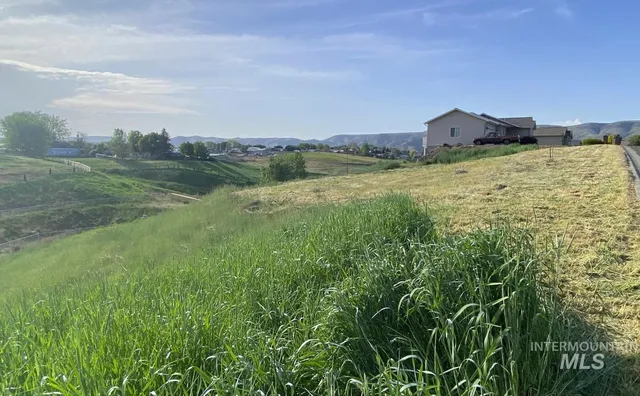 $80,000 | 2368-2376 Ridgeview Drive, Clarkston, WA 99403