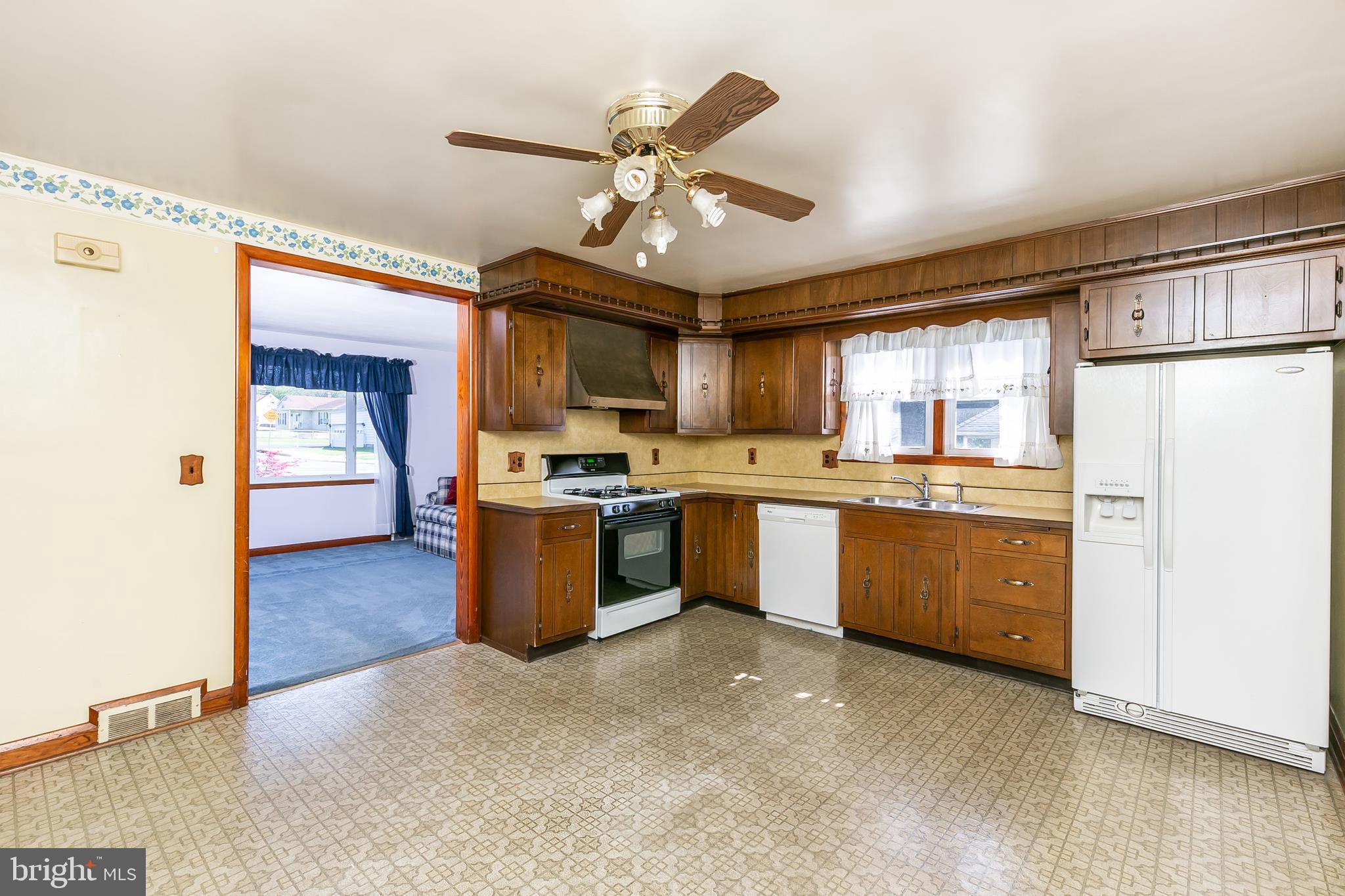 3629 East Joppa Road Baltimore, MD 21236 - Photo 10 of 45 Gallery Image 10