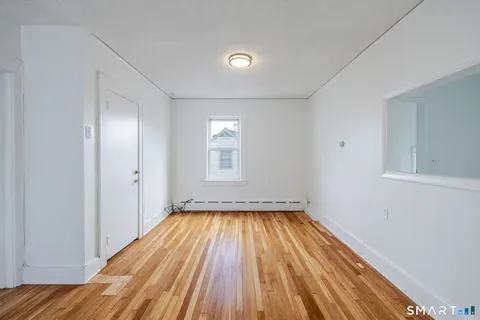 $699,000 | 29 Roosevelt Avenue, Stamford, CT 06902