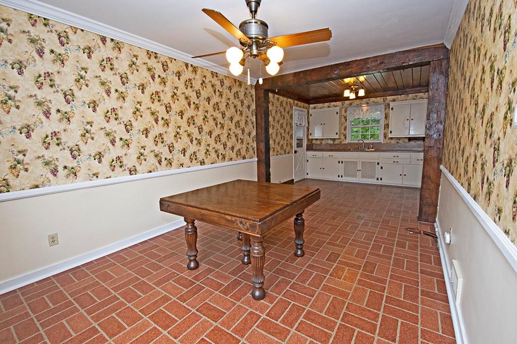 2854 Leechburg Road Lower Burrell, PA 15068 - Photo 11 of 25 Colonial kitchen.