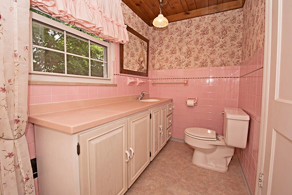 2854 Leechburg Road Lower Burrell, PA 15068 - Photo 23 of 25 Upper level full bath. The ceramic tile is in excellent condition. Lovely wood ceiling here also.