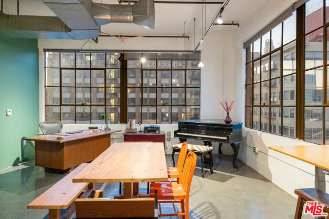 $829,999 | 315 East 8th Street, Unit 801, Los Angeles, CA 90014