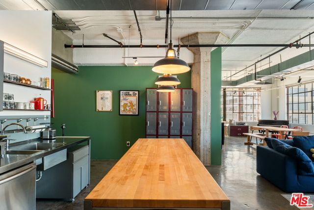 $829,999 | 315 East 8th Street, Unit 801, Los Angeles, CA 90014