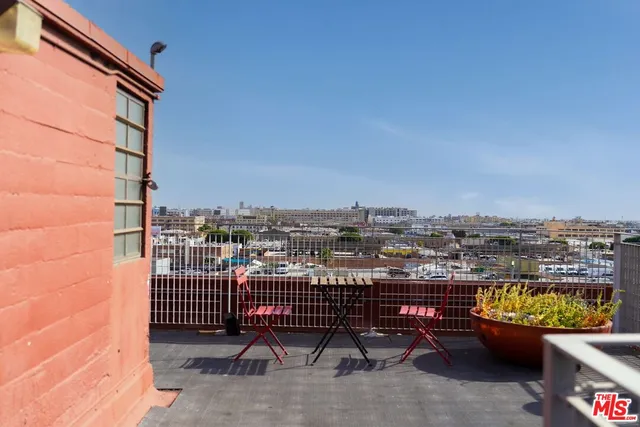 $829,999 | 315 East 8th Street, Unit 801, Los Angeles, CA 90014