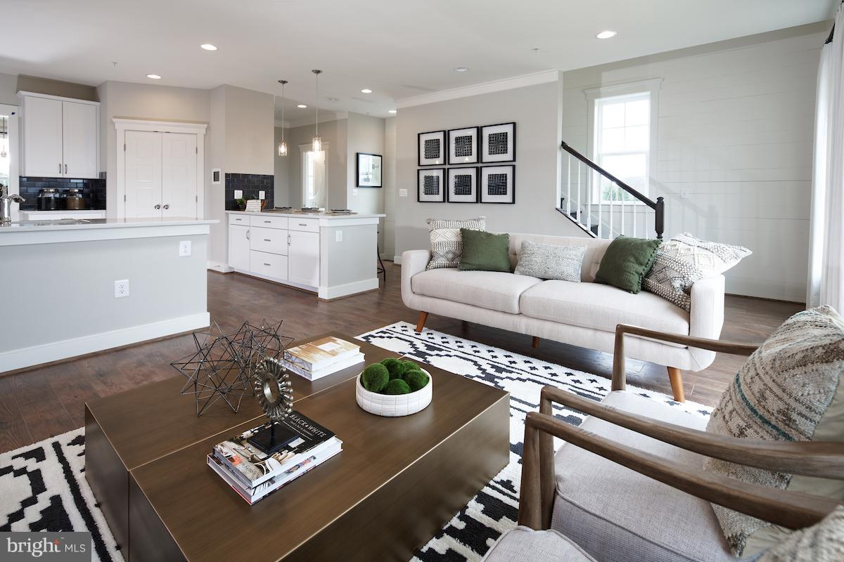 3401 Landing Way Silver Spring, MD 20906 - Photo 5 of 14 Family Room