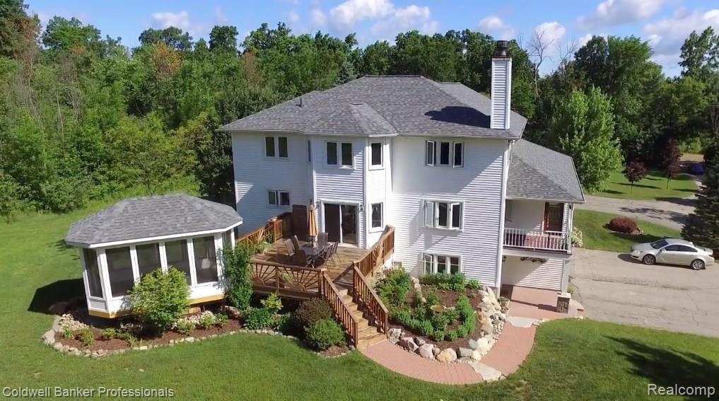 7345 Oakhill Road Clarkston, MI 48348 - Photo 2 of 52 oakhill1.jpg