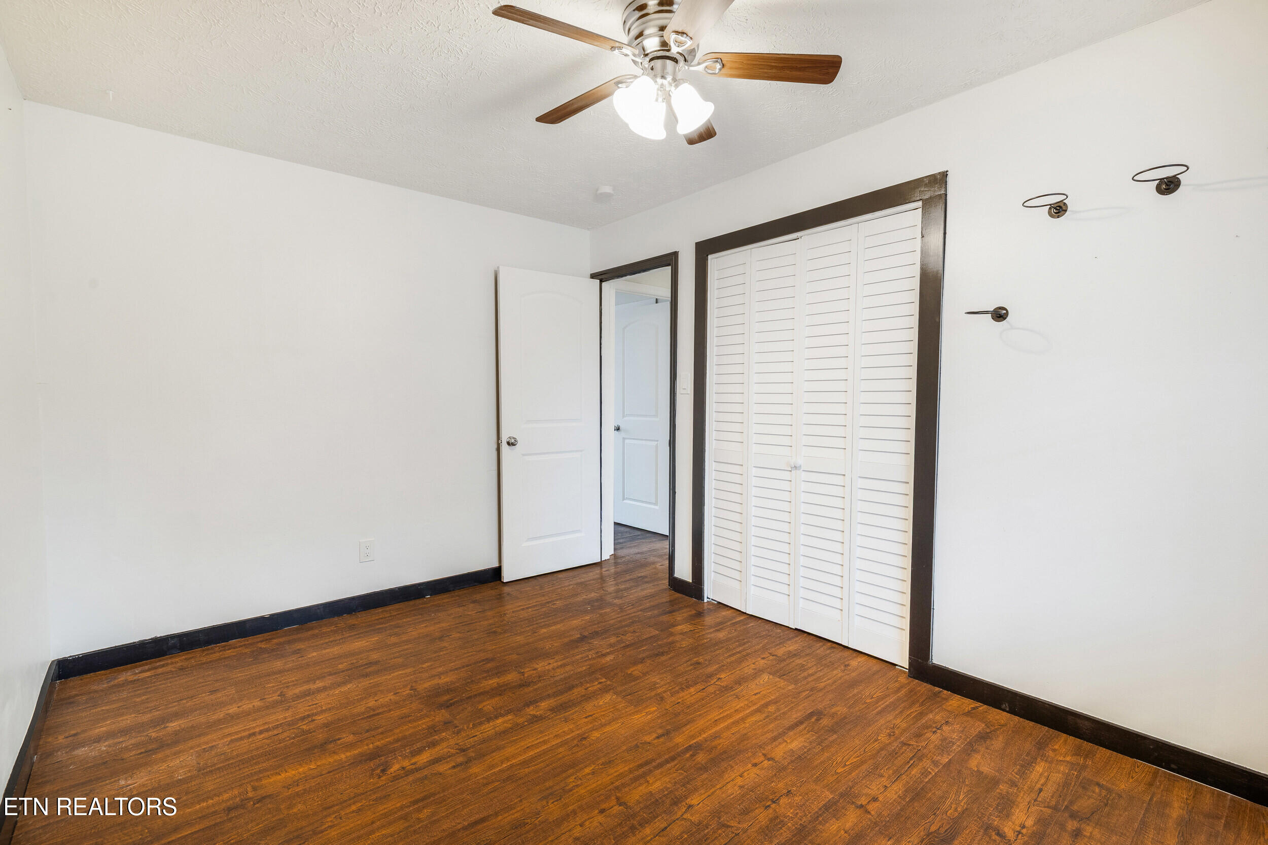 10012 Bluegrass Road Knoxville, TN 37922 - Photo 20 of 56 10012_bluegrass_rd_0094