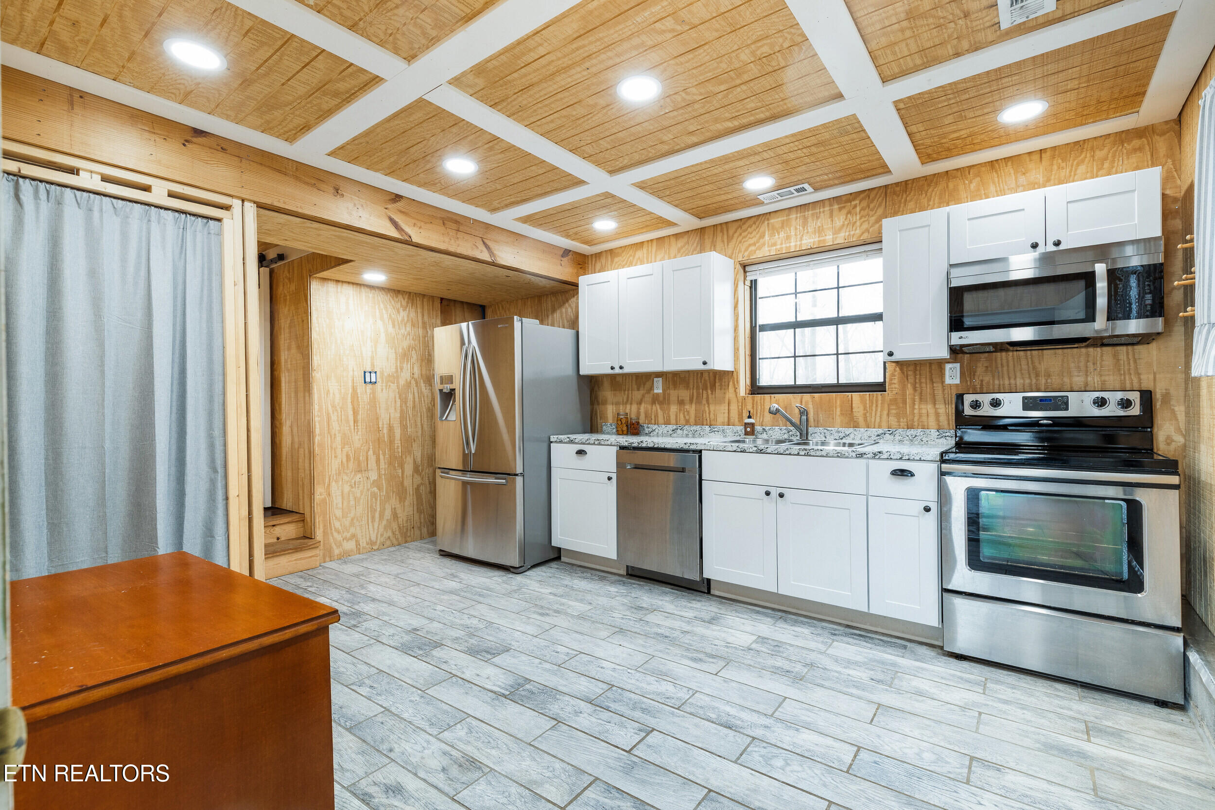 10012 Bluegrass Road Knoxville, TN 37922 - Photo 34 of 56 10012_bluegrass_rd_0139