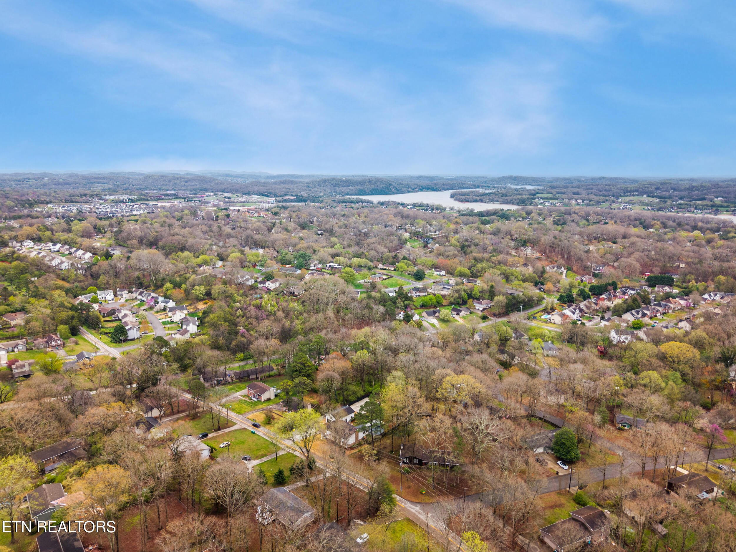 10012 Bluegrass Road Knoxville, TN 37922 - Photo 51 of 56 10012_bluegrass_rd_0046