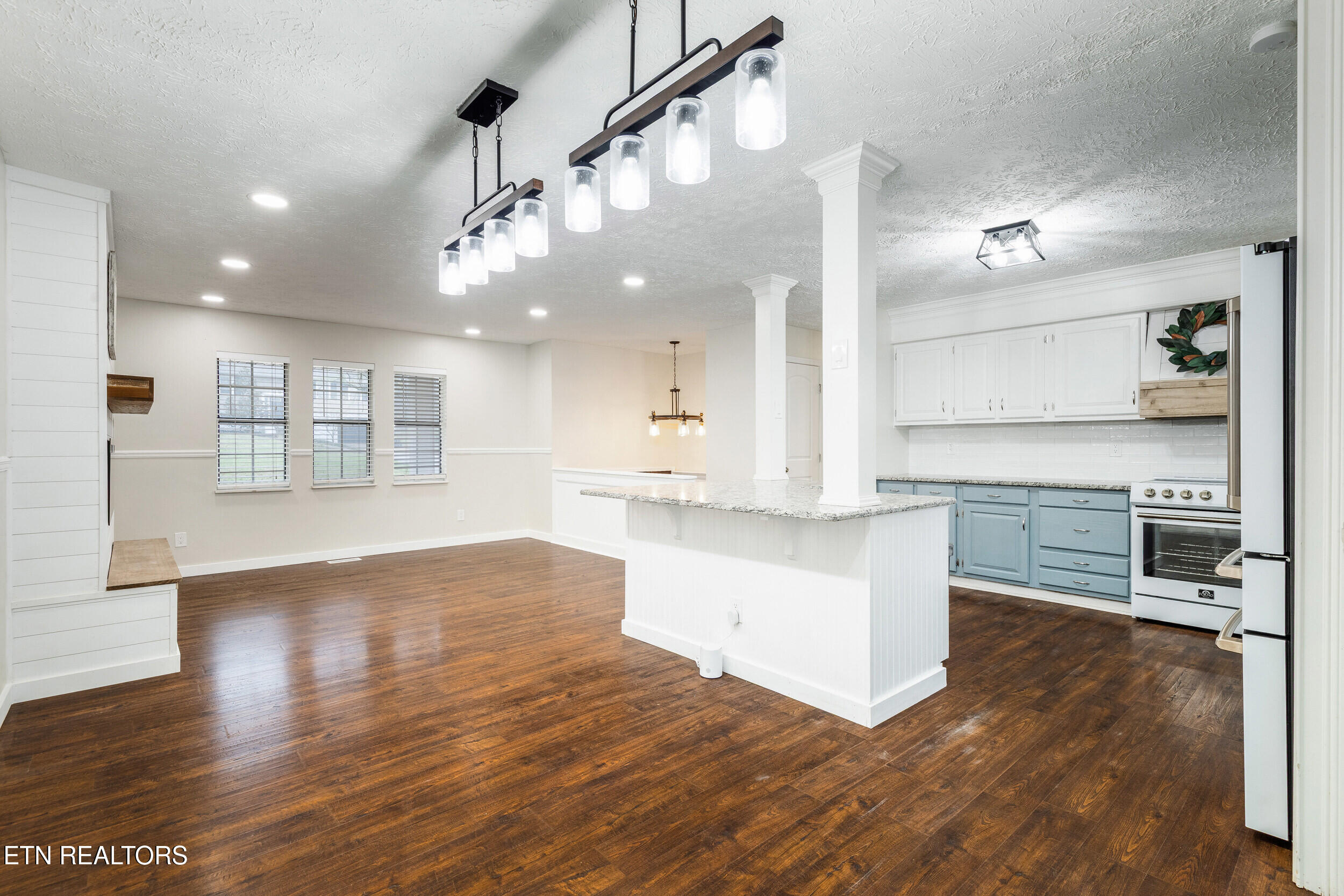 10012 Bluegrass Road Knoxville, TN 37922 - Photo 6 of 56 10012_bluegrass_rd_0070