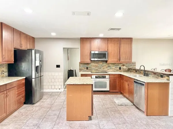 $379,999 | 5846 Wyoming Avenue, New Port Richey, FL 34652