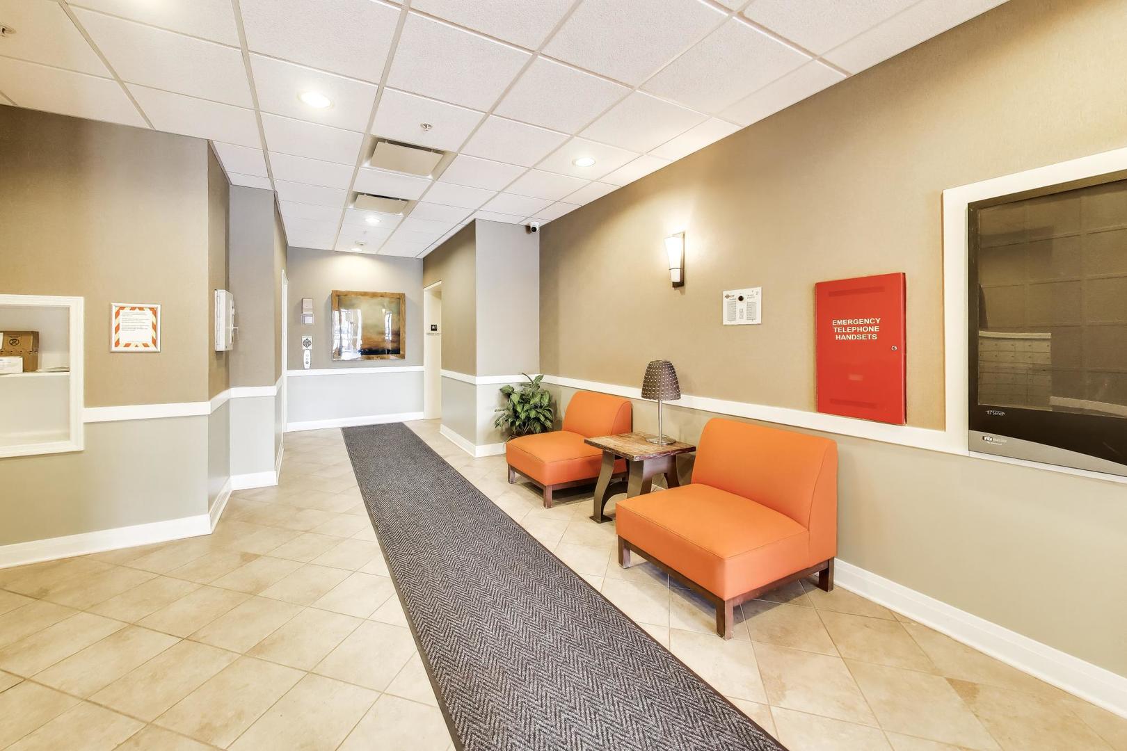 100 South Emerson Street, Unit 507 Mount Prospect, IL 60056 - Photo 3 of 30