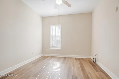 $329,000 | 201 Settlers Trace Boulevard, Unit 2401, Lafayette, LA 70508