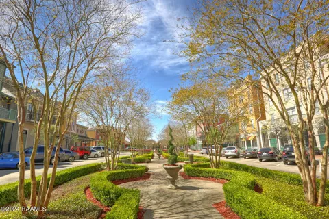 $329,000 | 201 Settlers Trace Boulevard, Unit 2401, Lafayette, LA 70508