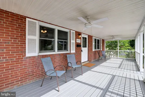 $399,000 | 8702 50th Place, College Park, MD 20740
