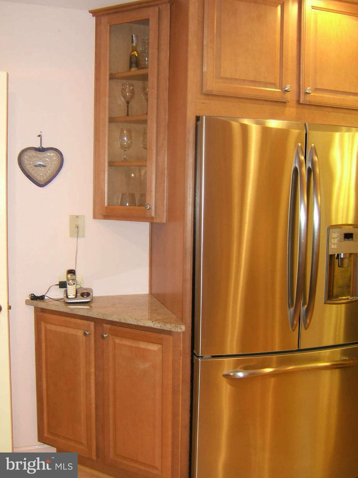 8609 Kerry Lane Springfield, VA 22152 - Photo 9 of 28 Kitchen