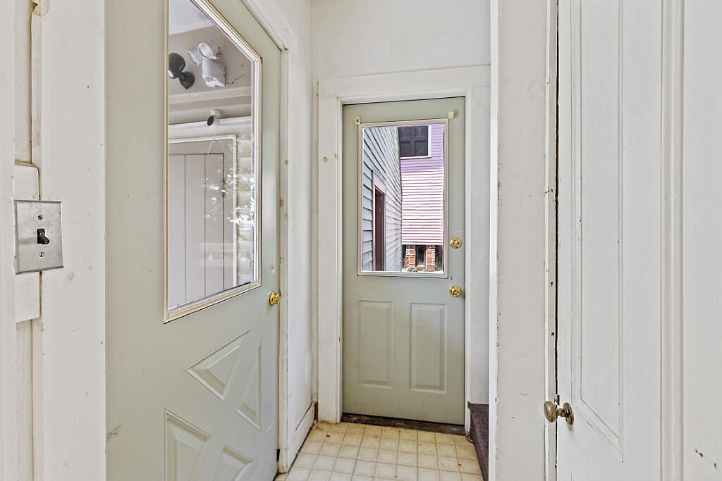 58 Chapel Street Augusta, ME 04330 - Photo 58 of 68 47_BP5A0133_DxO_mls