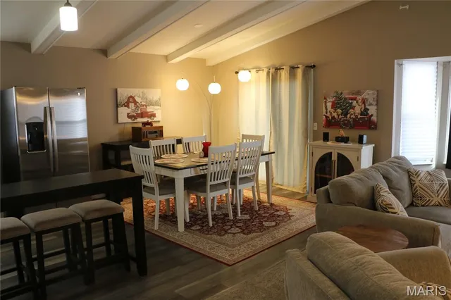 $335,900 | 4 Ridgewoods Court, St. Peters, MO 63376