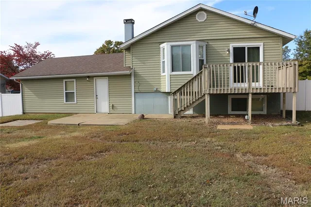 $335,900 | 4 Ridgewoods Court, St. Peters, MO 63376