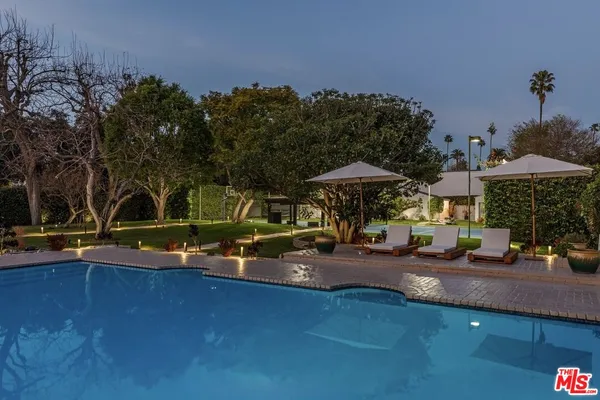 $75,000 | 624 North Beverly Drive, Beverly Hills, CA 90210