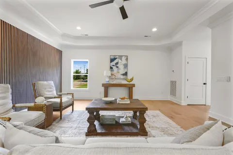 $1,168,500 | 615 North 9th Street, Nashville, TN 37206