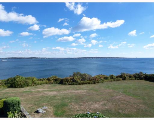 677 Boston Neck Road Narragansett, RI 02882 - Photo 4 of 8 View.