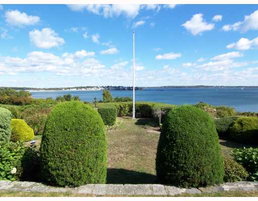 677 Boston Neck Road Narragansett, RI 02882 - Photo 5 of 8 Yard/Garden.