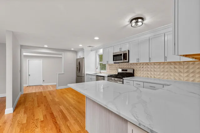 $759,900 | 315 Blackthorn Road, Marstons Mills, MA 02648