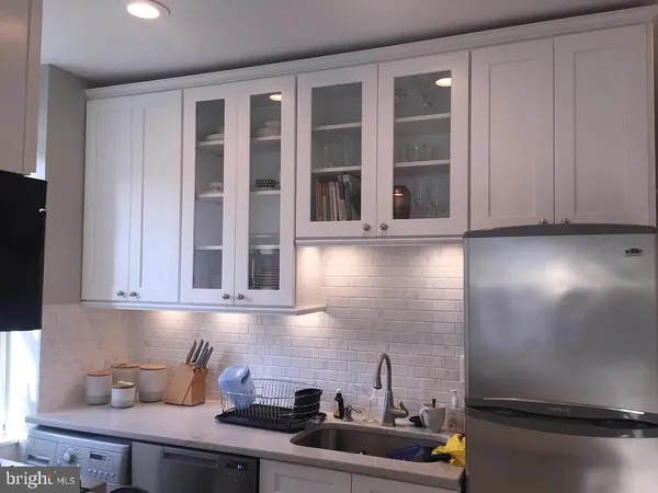 $2,150 | 2410 20th Street Northwest, Unit 204, Washington, DC 20009