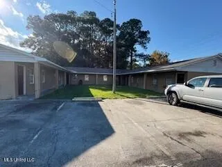 $725 | 6525 Jasmine Street, Unit 2, Moss Point, MS 39563