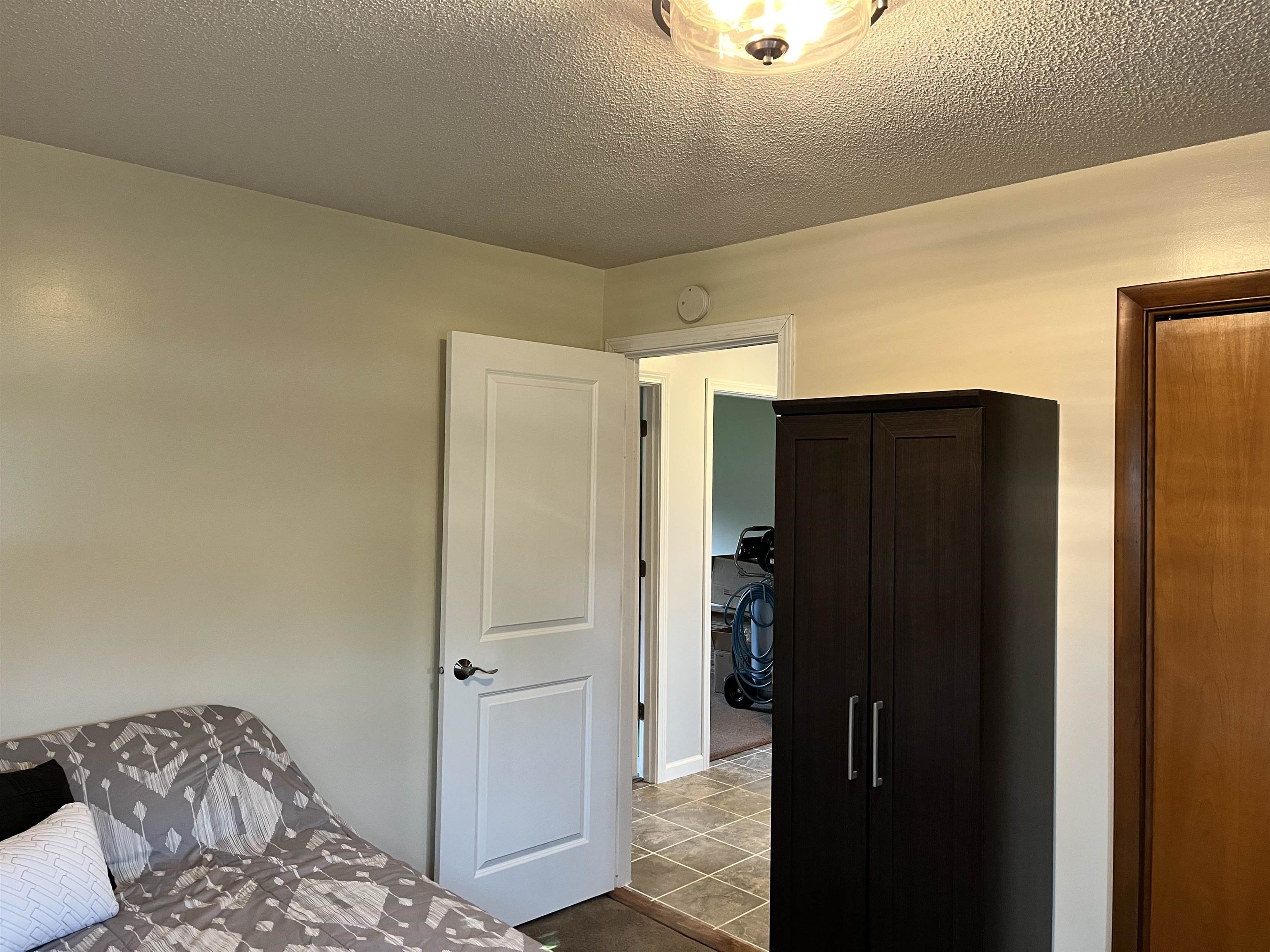 5667 South Huron Road Pinconning, MI 48650 - Photo 18 of 29 Gallery Image 18