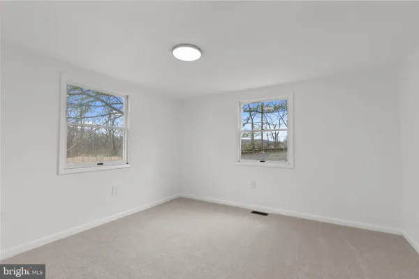 $319,999 | 219 Potomak Trail, Winchester, VA 22602