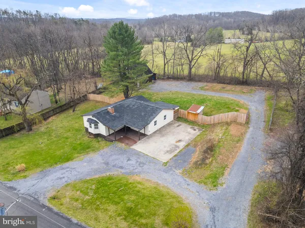 $319,999 | 219 Potomak Trail, Winchester, VA 22602