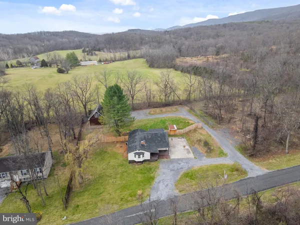 $319,999 | 219 Potomak Trail, Winchester, VA 22602