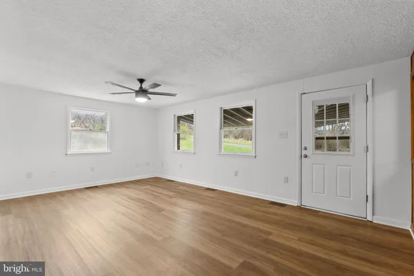 $319,999 | 219 Potomak Trail, Winchester, VA 22602