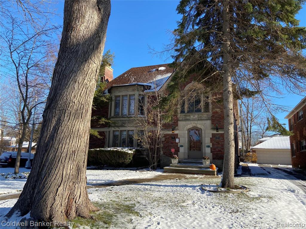 798 Trombley Road Grosse Pointe, MI 48230 - Photo 2 of 37